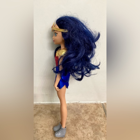 Super Woman Hero Doll - Picture 3 of 11